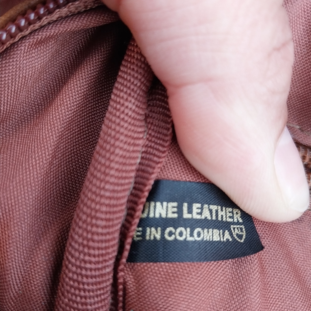 Le Donne Leather Backpack - Picture 14 of 15